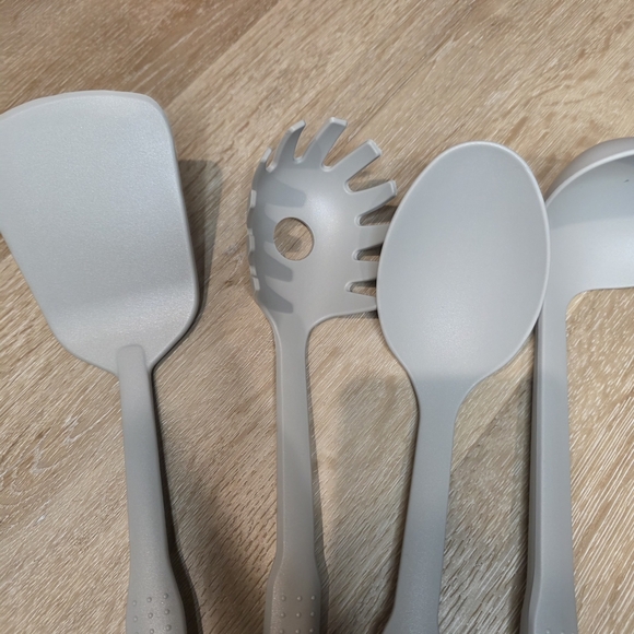 Stylish Gray Cooking Utensil Set - Picture 2 of 5